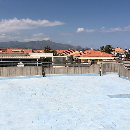 Appartamento Casasolemare Fondachello Fondachello  Εξωτερικό φωτογραφία